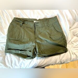 H&M size 12 cargo shorts